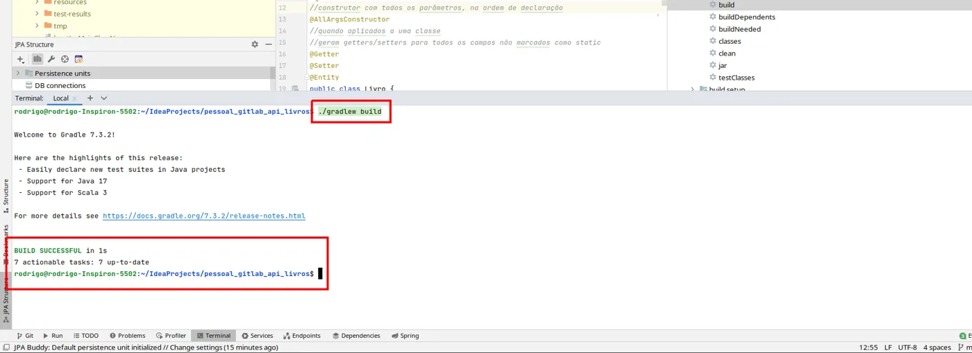 Terminal do IntelliJ com a execução de ./gradlew build terminando em BUILD SUCCESSFUL
