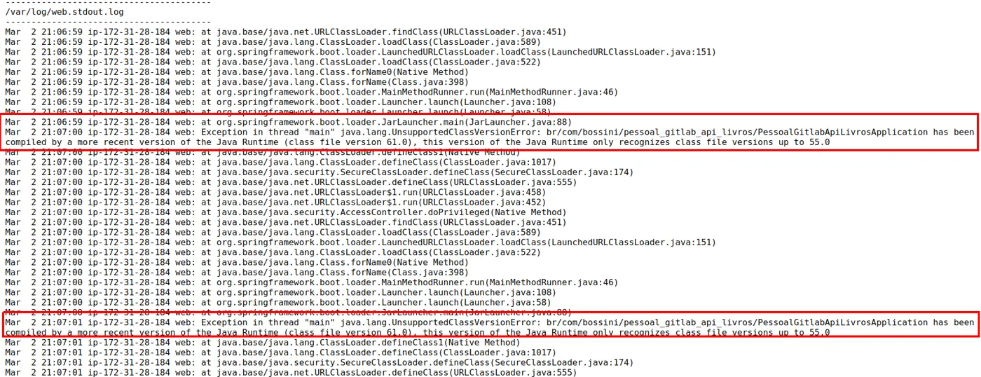 Trecho do log com UnsupportedClassVersionError indicando que a classe foi compilada por uma versão mais recente do Java do que a disponível no ambiente