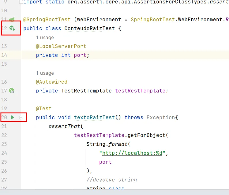 Editor com ConteudoRaizTest e os ícones de execução destacados ao lado do nome da classe e do método textoRaizTest