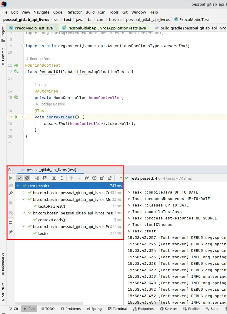 Terminal e painel de execução do IntelliJ com todos os testes, incluindo PrecoMedioTest, aprovados