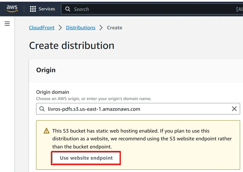 Aviso informando que o bucket tem hospedagem de site estático habilitada, com o botão Use website endpoint destacado